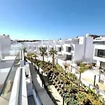 Modern Terrassed House Close * マラガ