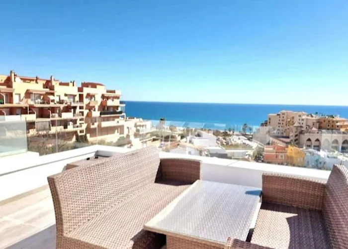 Modern Terrassed House Close *