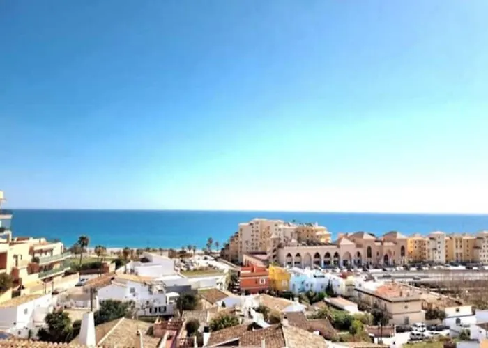 Modern Terrassed House Close 別荘