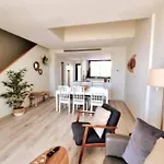 Modern Terrassed House Close *